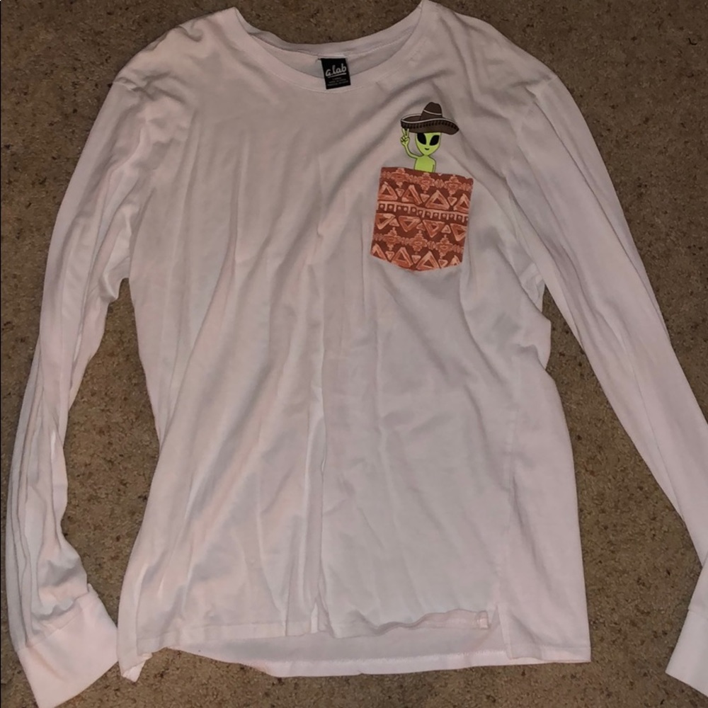 Alien tee.